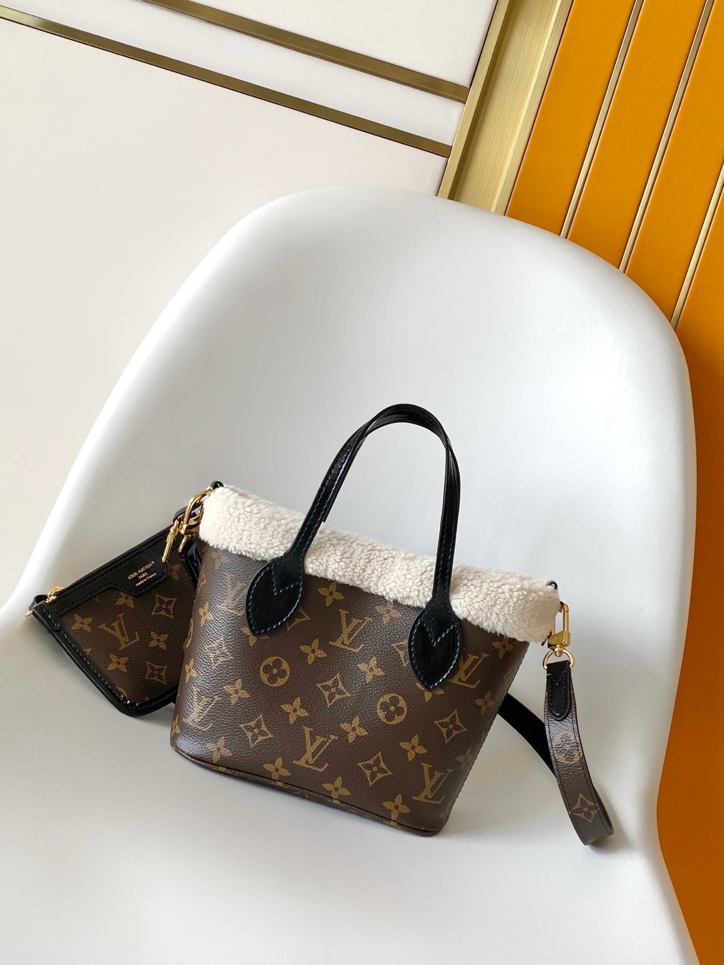 Louis Vuitton LV Classic Handbag Premium Canvas Model MB163 Interior Pocket Everyday Carry Luxury Accessory